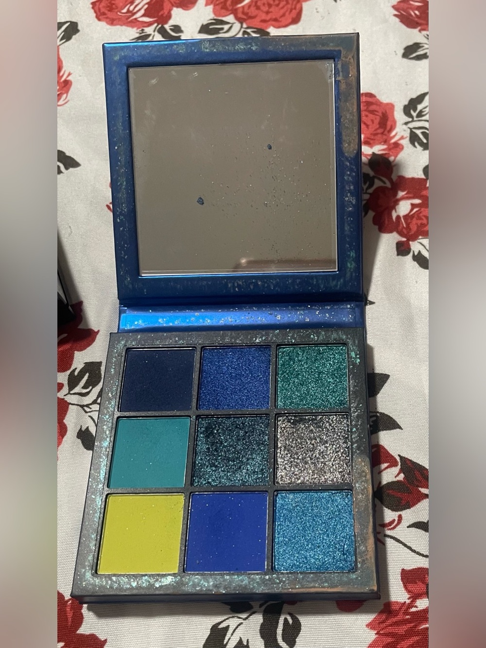 HUDA BEAUTY Blue, Teal & Silver Shimmer Eyeshadow Palette